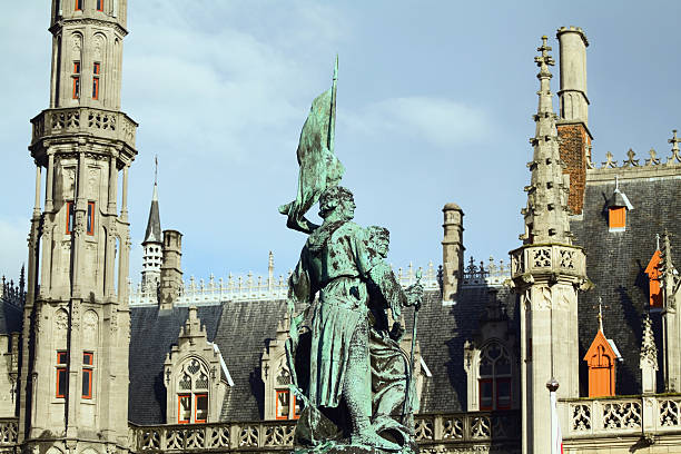 istock Breydel and Coninck statue in Bruges 168267323