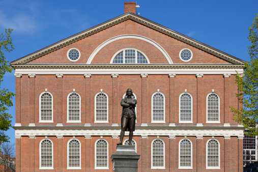 Faneuil Hall (c. 1742) and the statue of Samuel Adams (c. 1880) (Boston, Massachusetts).