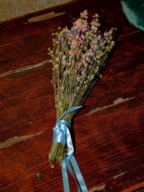 istock Dried Wildflower Bouquet. 1682910317