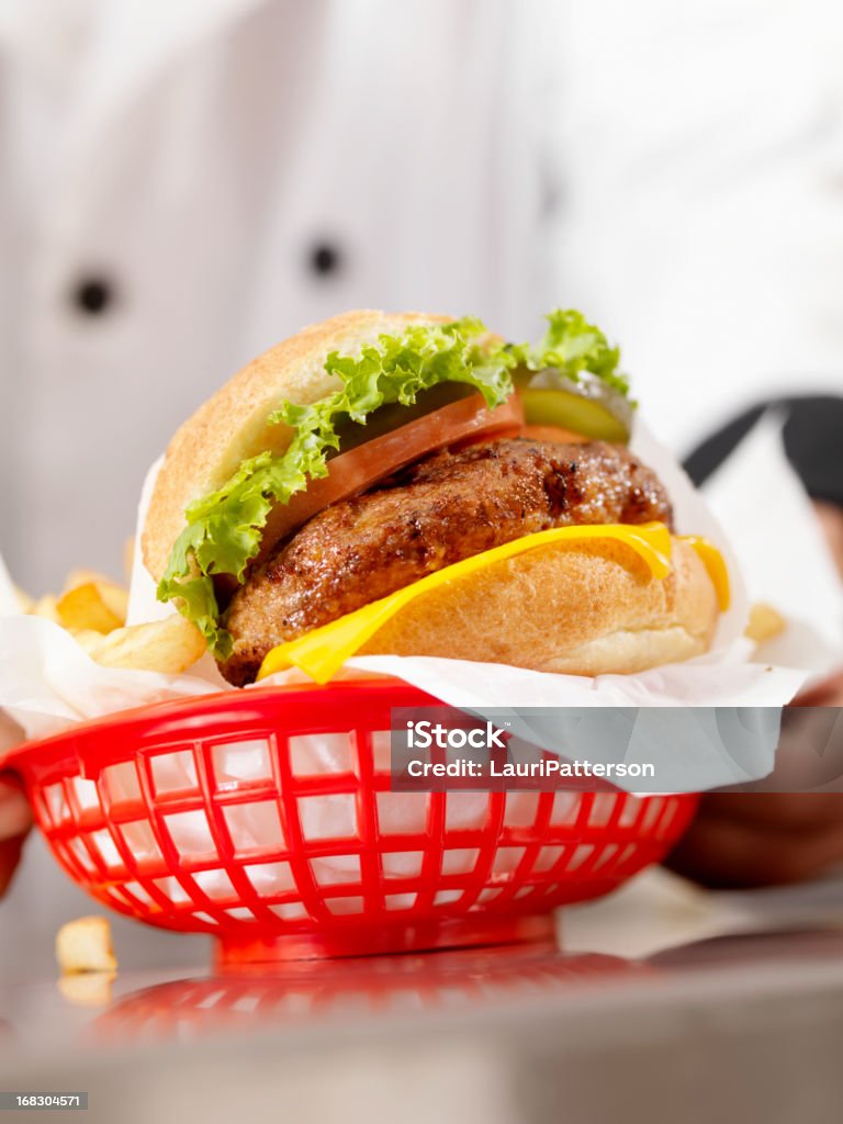 Flamme gegrillte Cheeseburger - Lizenzfrei Burger Stock-Foto