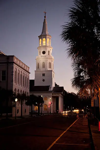 Charleston’s St-Michael church at twilight on a clear January evening.