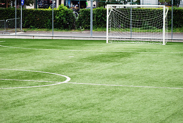 cinco a-side campo de fútbol - fiveaside fotografías e imágenes de stock