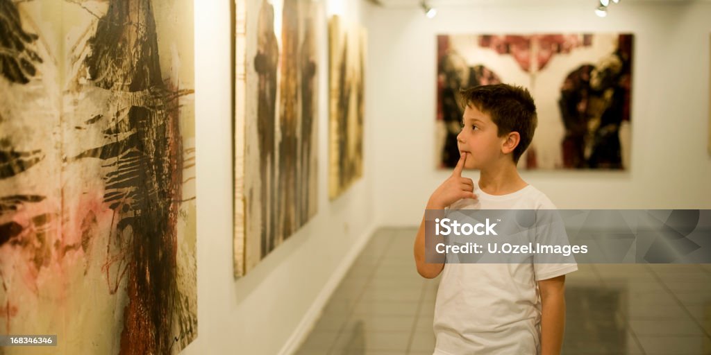 Aprendizaje de arte - Foto de stock de Museo libre de derechos