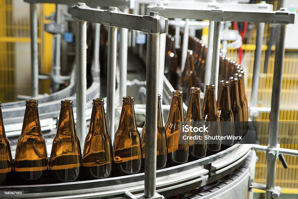 Bouteille de production - Photo de Bière libre de droits