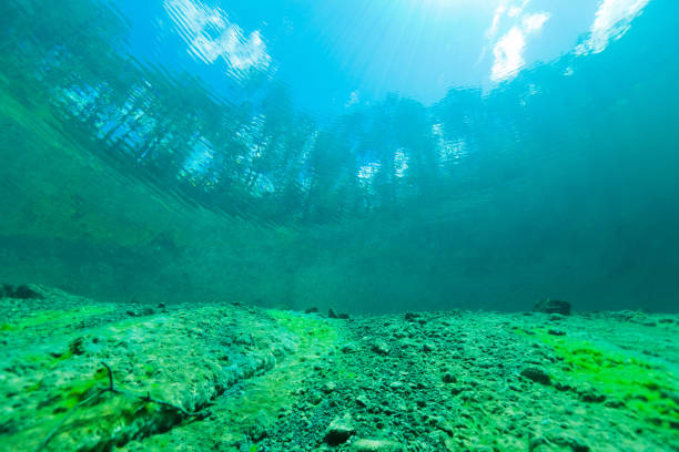 Lake Samarang lies embedded in the Tirolean mountains in Austria. He is known for his crystal clear water and fantastic ranges of vision: 60 to 80 meters visibility are normal, as there are no inlets in this lake. 