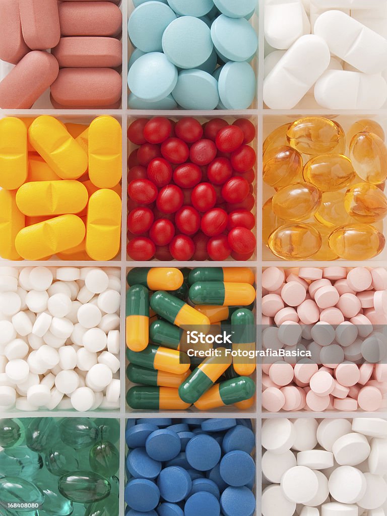 薬をコンテイナー - 錠剤のロイヤリティフリーストックフォト