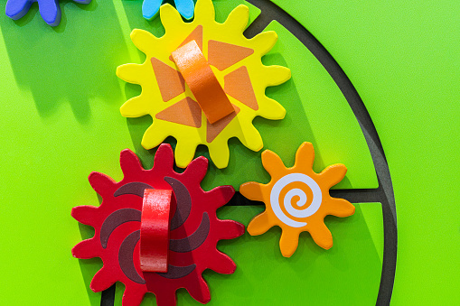 Colorful gears, colorful wooden block toys