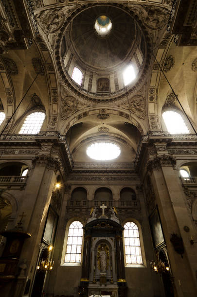 istock Saint-Paul-Saint-Louis church 168415266