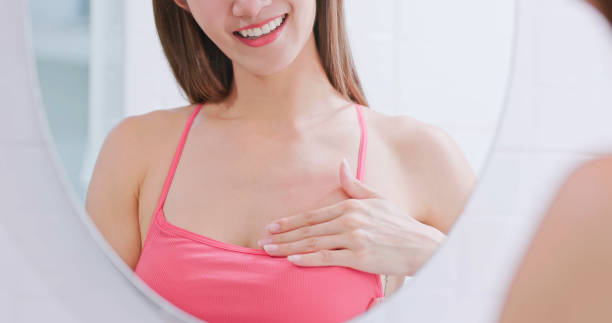 рак молочной железы само проверить концепцию - people cleavage color image clothing стоковые фото и изображения