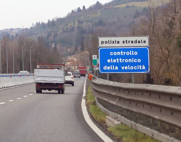 istock Check point of Italian Police with text that means ELECTRONIC SPEED CONTROL 1684341476