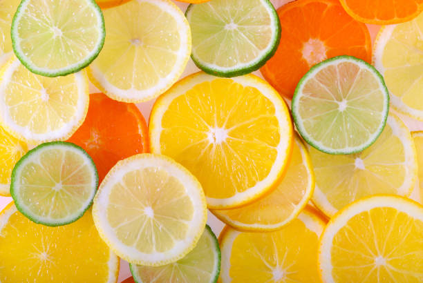 istock Sliced rounds of mix citrus fruit 1684796113