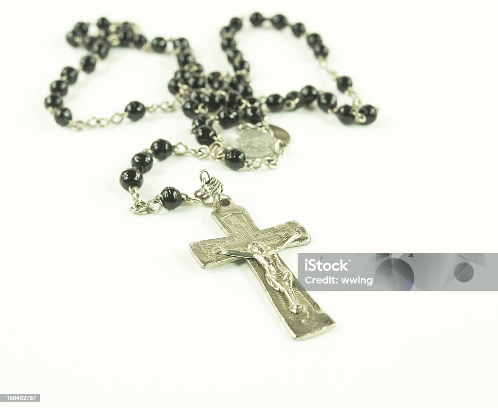 Antigo com Silver Crucifixo de Terço - Foto de stock de Contas de Terço royalty-free