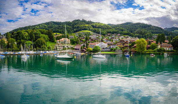 gemeinde hilterfingen - berne canton switzerland landscape travel stock-fotos und bilder