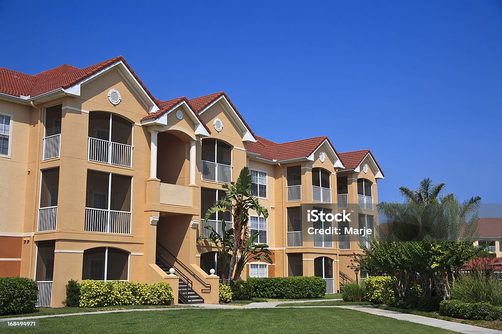 Nuovo appartamenti - Foto stock royalty-free di Florida - Stati Uniti