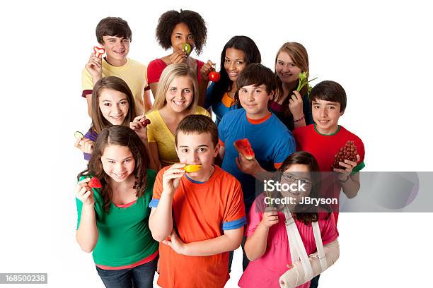 건강한 식사 다양한 그룹 청소년 과일 야채면 연강에서 앵글을 십대에 대한 스톡 사진 및 기타 이미지 - 십대, 건강한 식생활, 과일