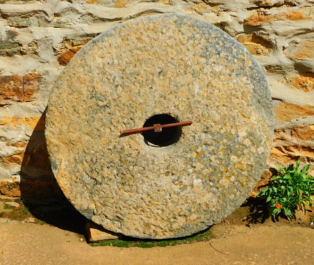 old round stone millstones for flour production, millstones were turned by hand