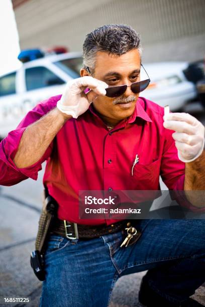 Tatort Investigator Um Beispiele Stockfoto und mehr Bilder von Auto - Auto, Lichtquelle, Polizei