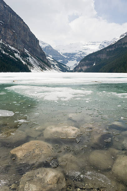 istock Lake louise with ice and snow 168515688