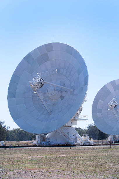 radio telescopi in array - astrophysic foto e immagini stock