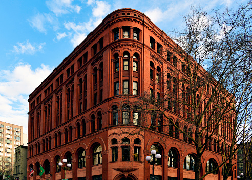 Seattle, King County, Washington state, United States: Interurban Building, historic office building, originally the Seattle National Bank Building.  designed by John B. Parkinson, in Romanesque Revival / Richardsonian Romanesque style, completed in 1891 - Yesler Way and Occidental Way S in the Pioneer Square neighborhood.