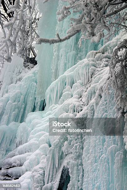 Gefrorenewasserfall Stockfoto und mehr Bilder von Eis - Eis, Eisberg - Eisgebilde, Eiskristall