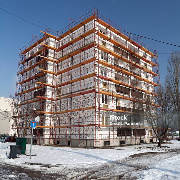 Photo libre de droit de Apartment Building Être Isolées banque d'images et plus d'images libres de droit de Appartement - Appartement, Architecture, Bleu