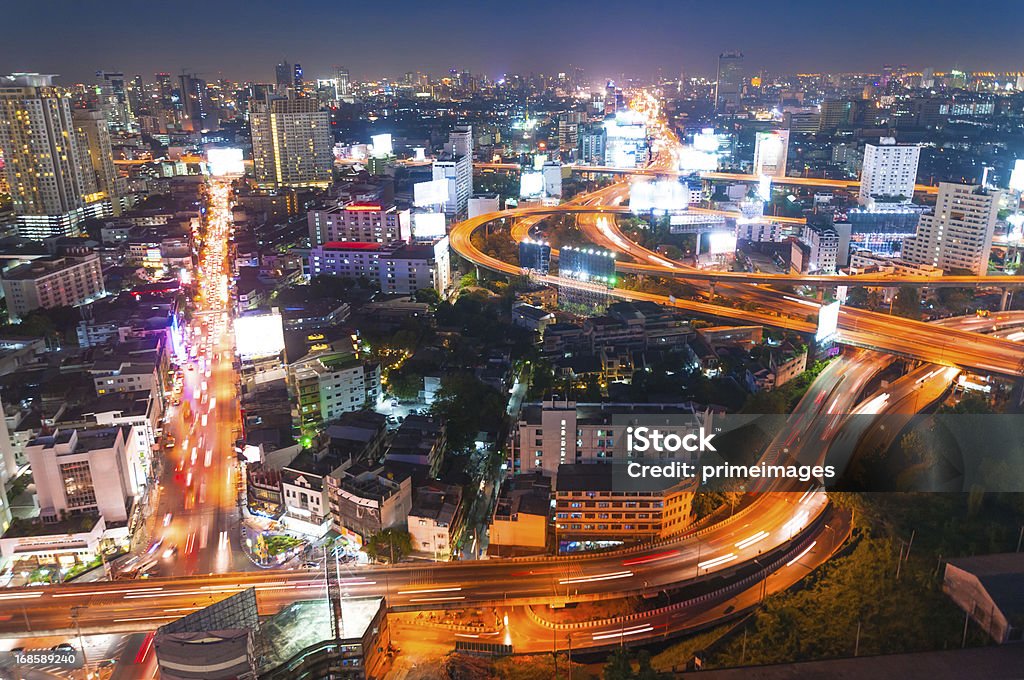 Vista aérea vista da cidade na Ásia - Foto de stock de Ajardinado royalty-free
