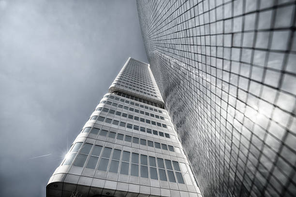 istock Futuristic office building Frankfurt am Main 168613363