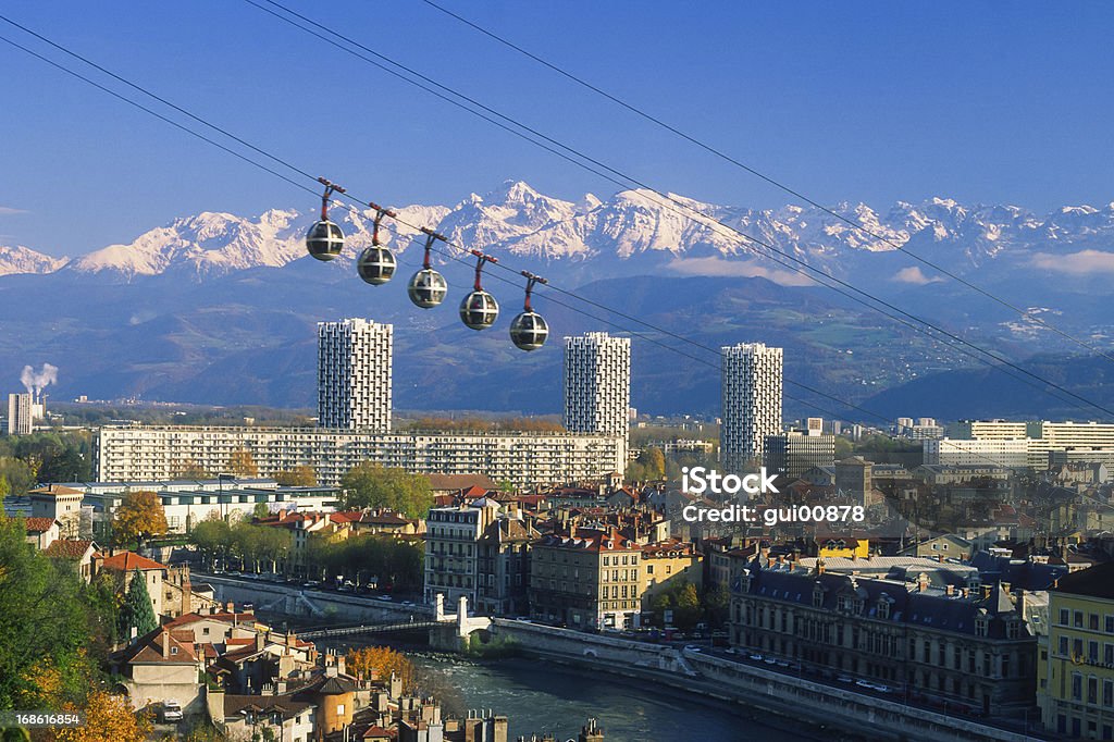 Grenoble cable car - Foto de stock de Grenoble royalty-free