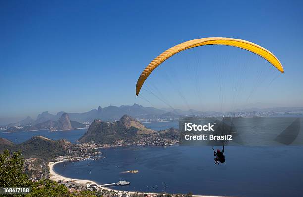 패러글라이딩 Over Rio De Janeiro 리우데자네이루에 대한 스톡 사진 및 기타 이미지 - 리우데자네이루, 패러글라이딩, 브라질