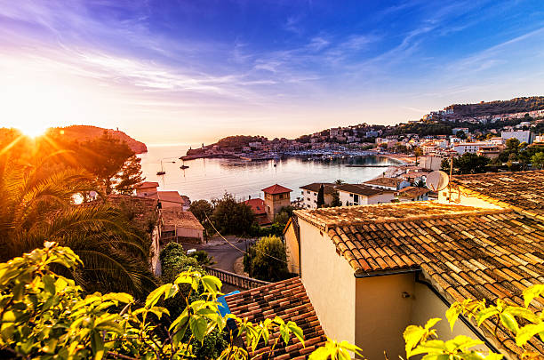 Sunset in Port De Soller (Mallorca) Sunset over the beautifult majorcian harbour town of Port de Soller (Puerto de Soller). majorca photos stock pictures, royalty-free photos & images