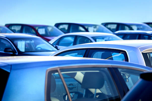 New and used cars close up with shallow depth of field of brand new cars car for sale stock pictures, royalty-free photos & images