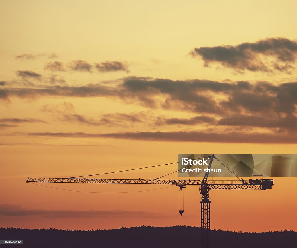 Silhouettes de grue - Photo de Chantier de construction libre de droits