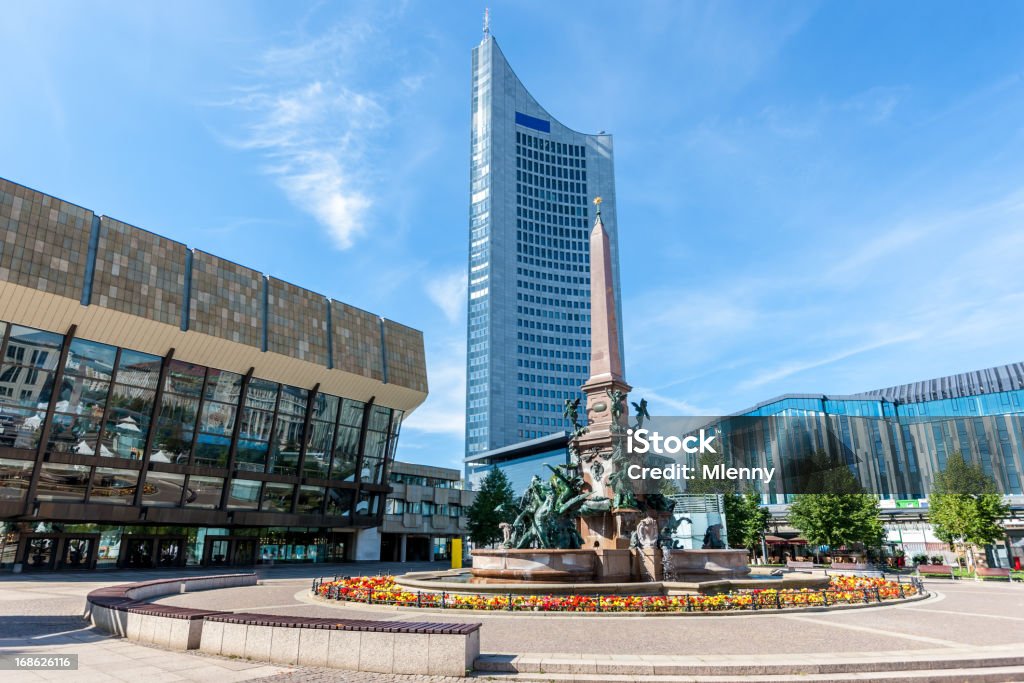 Augustusplatz Leipzig Gewandhaus, Mendebrunnen, la Universidad Tower - Foto de stock de Leipzig libre de derechos