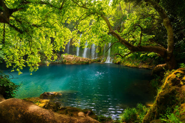 kursunlu cascada - waterfall antalya turkey forest fotografías e imágenes de stock