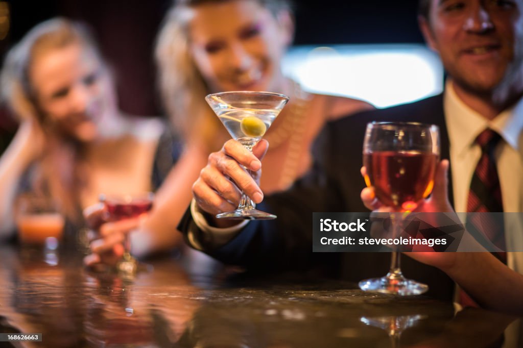 Personnes au Bar - Photo de 1920-1929 libre de droits