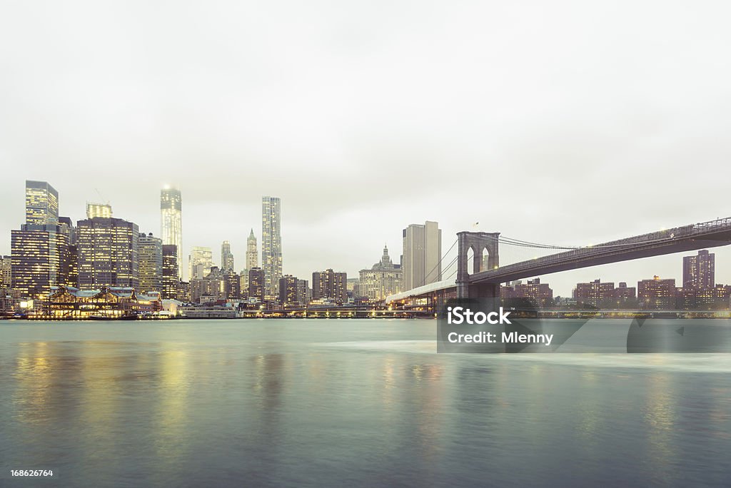 Brouillard de Manhattan, à New York - Photo de Affaires libre de droits