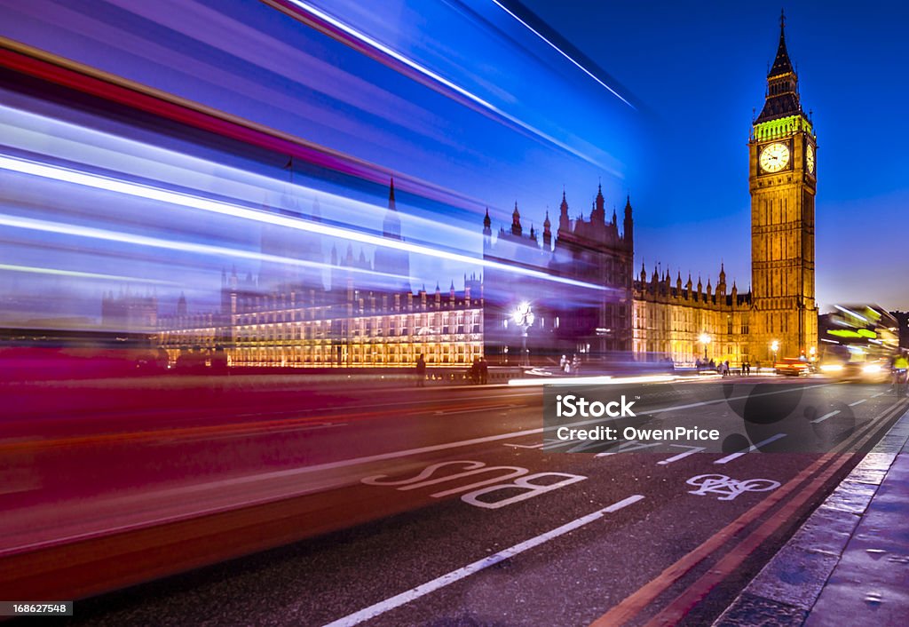 Big Ben, de Westminster, à Londres - Photo de Bus libre de droits