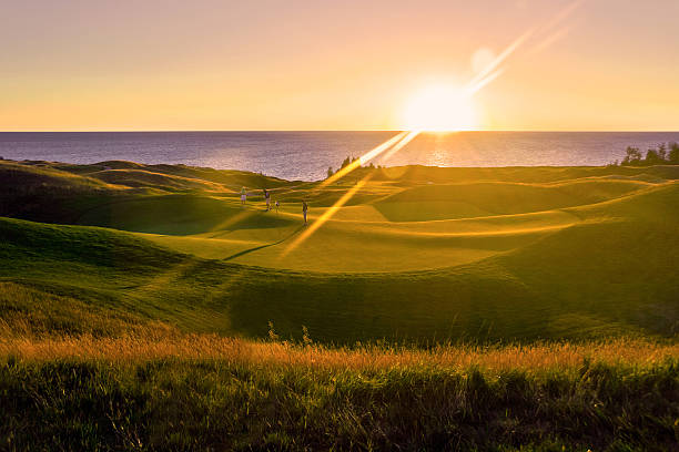 golfe pôr do sol - lake michigan sun sunlight nature imagens e fotografias de stock