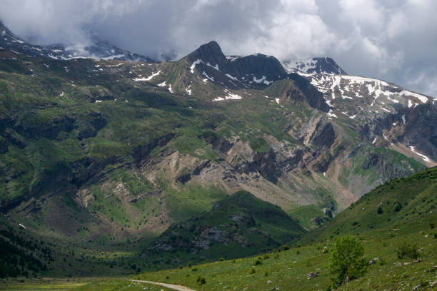 istock Valle de Otal in Bujaruelo valley in pyrenees 1686390340