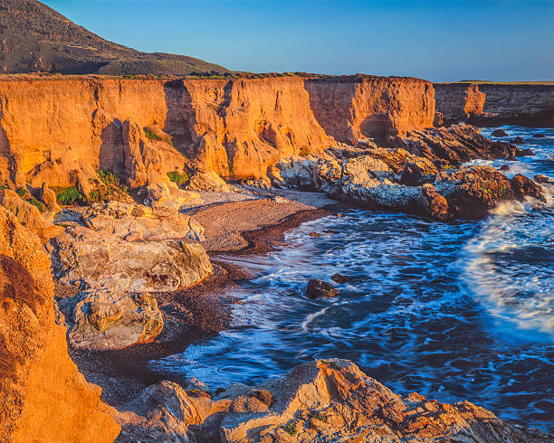 istock California coastline at Montana De Oro State Park(P) 168644338