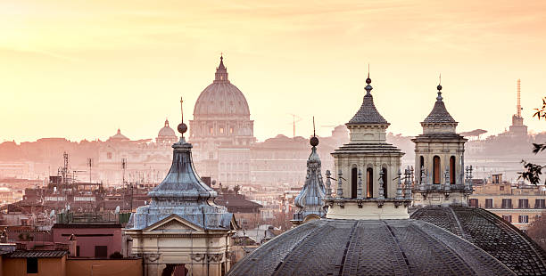 街並み、丸、イタリア、ローマの教会 - rome italy city cupola ストックフォトと画像