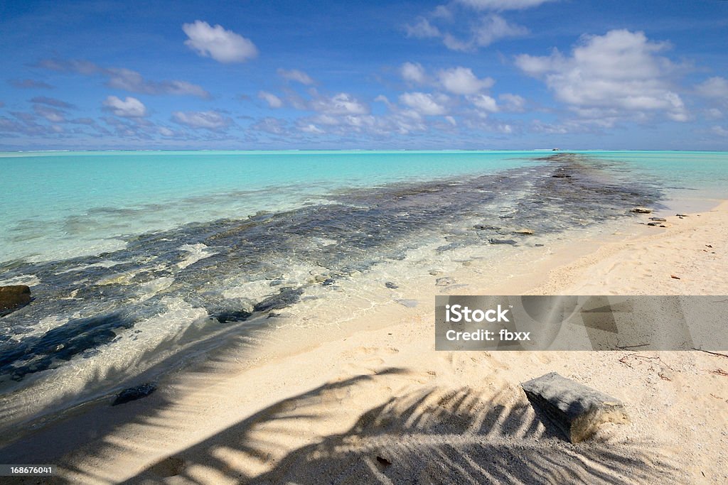 Lagon Aitutaki, un pied Island - Photo de Aitutaki libre de droits