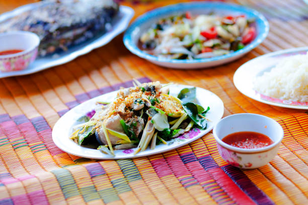 istock Thai seafood lunch at Mekong river 1686810002