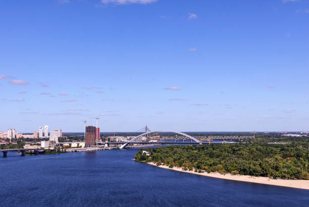 istock Dnieper river within the city of Kyiv 1686948517