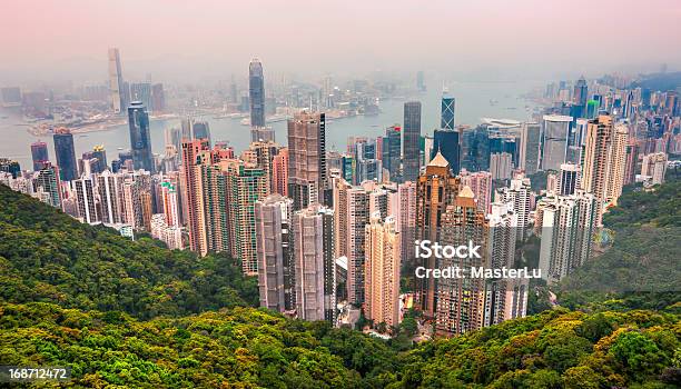 Hong Kong — стоковые фотографии и другие картинки Гонконг - Гонконг, Мид-левелс, Lippo Center