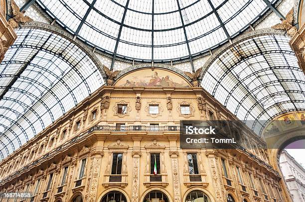 Foto de Galleria Vittorio Emanuele Ii Em Milão Itália e mais fotos de stock de Antigo - Antigo, Arquitetura, Cidade