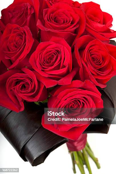 ブーケの赤いバラと折り返しの葉 - お祝いのストックフォトや画像を多数ご用意 - お祝い, カットアウト, シンプル