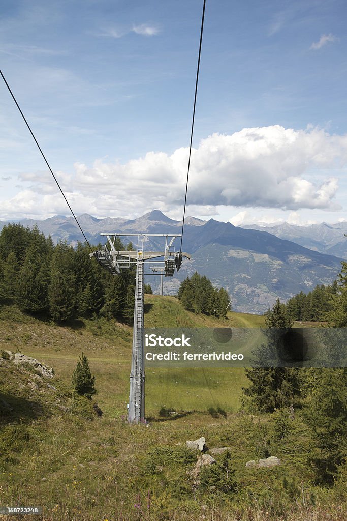 Teleférico Valley-Resort de Pila Aostaitalyprovince.kgm - Royalty-free Alpes Europeus Foto de stock