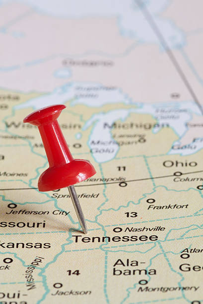 istock traveling in the report 168725361